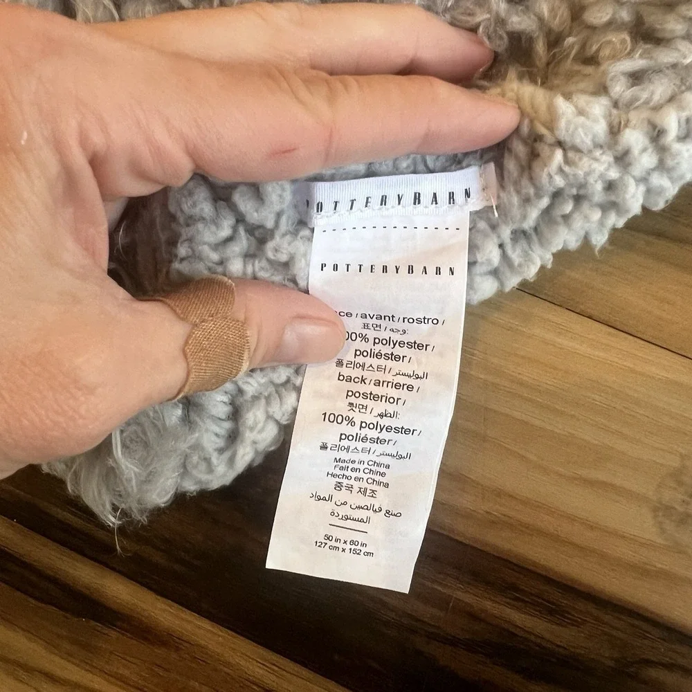 Pottery‎ Barn Sherpa Boucle Area Rug 50x60 Gray Plush Cozy Accent Floor Rug